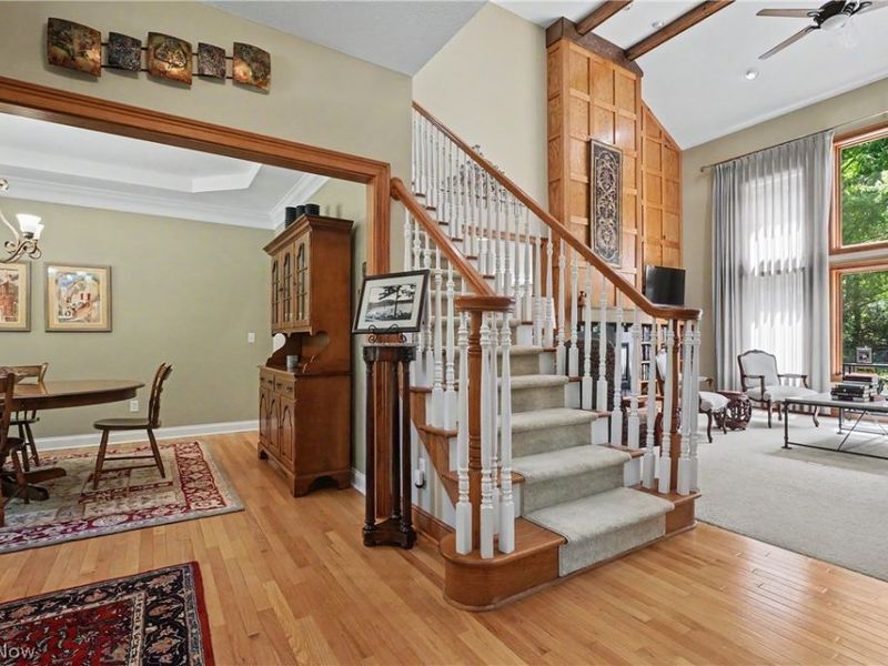 1250 Woodsview Drive, Akron, OH 44313 Photo 8