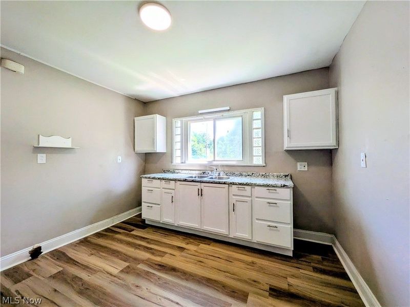 656 Hammel Street, Akron, OH 44306 Photo 14