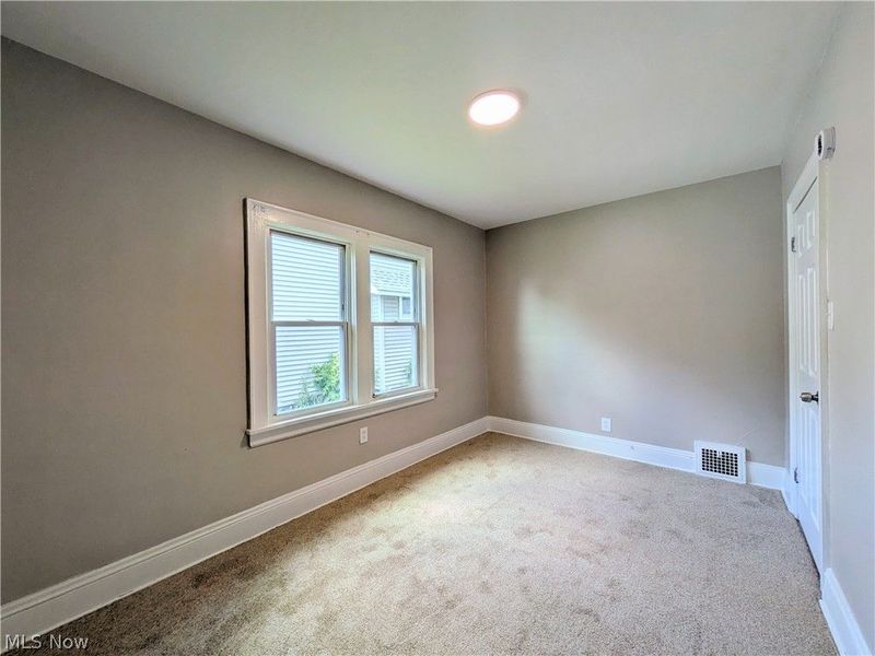 656 Hammel Street, Akron, OH 44306 Photo 18