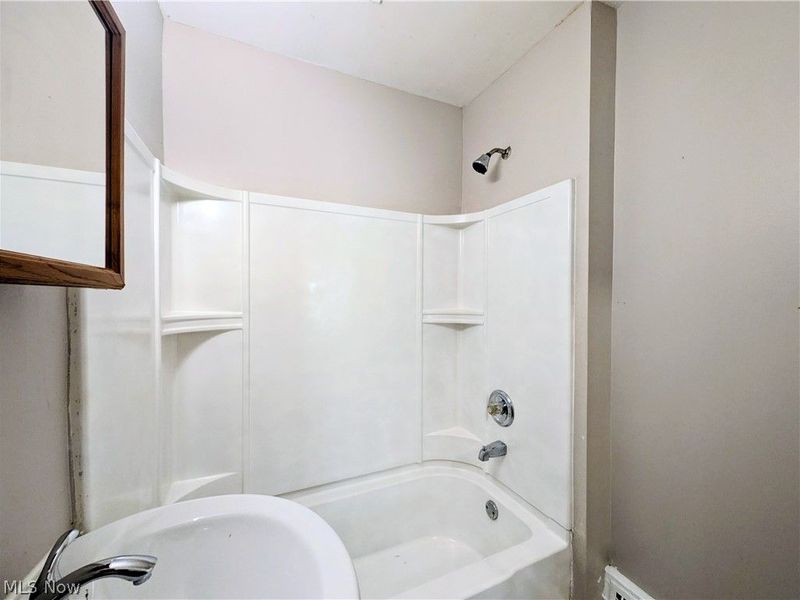 656 Hammel Street, Akron, OH 44306 Photo 21