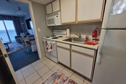 2801 S Ocean Blvd. S  photo 4