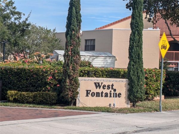10245 NW 9th Street Cir , Unit 210-9, Miami, FL 33172