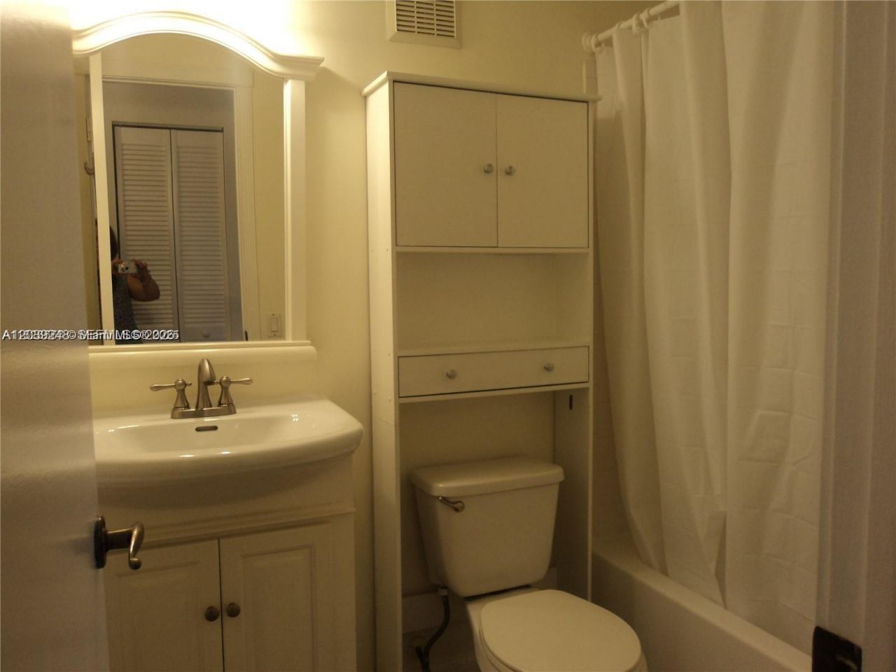 10605 NW 11 St, Unit 206, Hollywood, FL 33026 Photo