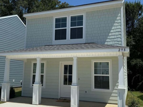298 Meadows Lane, Gulfport, MS 39507