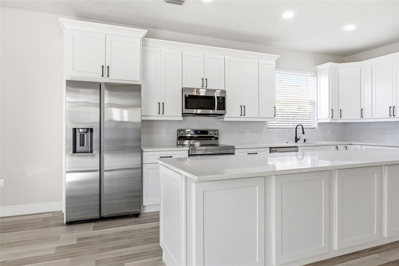 6631 63rd Terrace E, Bradenton, FL 34203 Photo