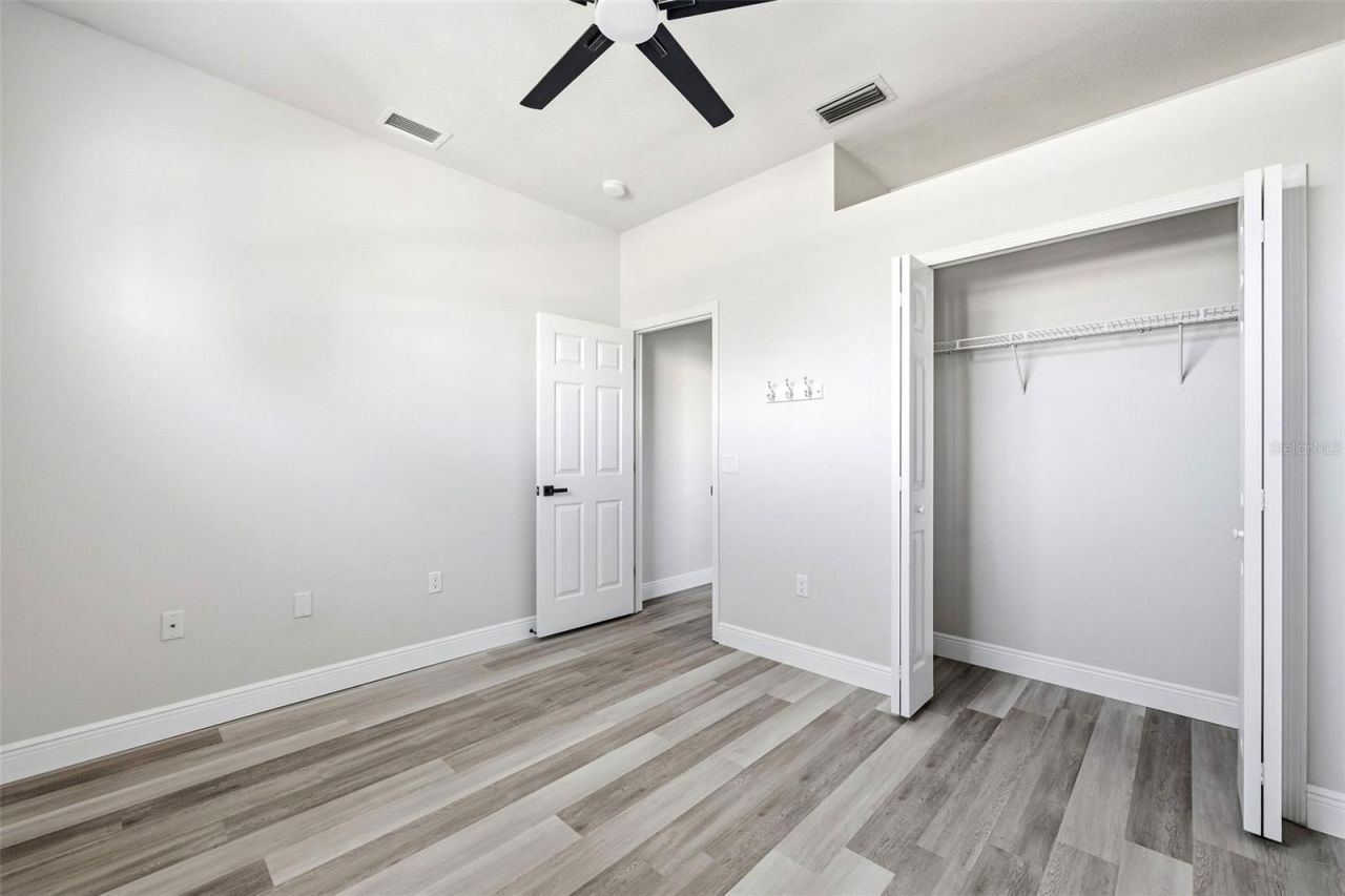6631 63rd Terrace E, Bradenton, FL 34203 Photo