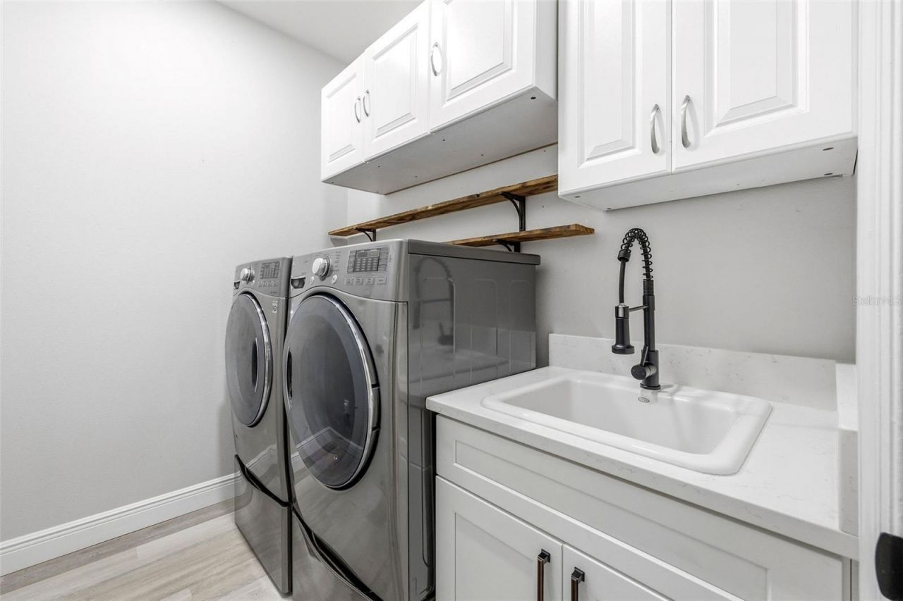 6631 63rd Terrace E, Bradenton, FL 34203 Photo