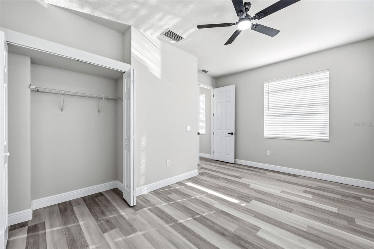 6631 63rd Terrace E, Bradenton, FL 34203 Photo