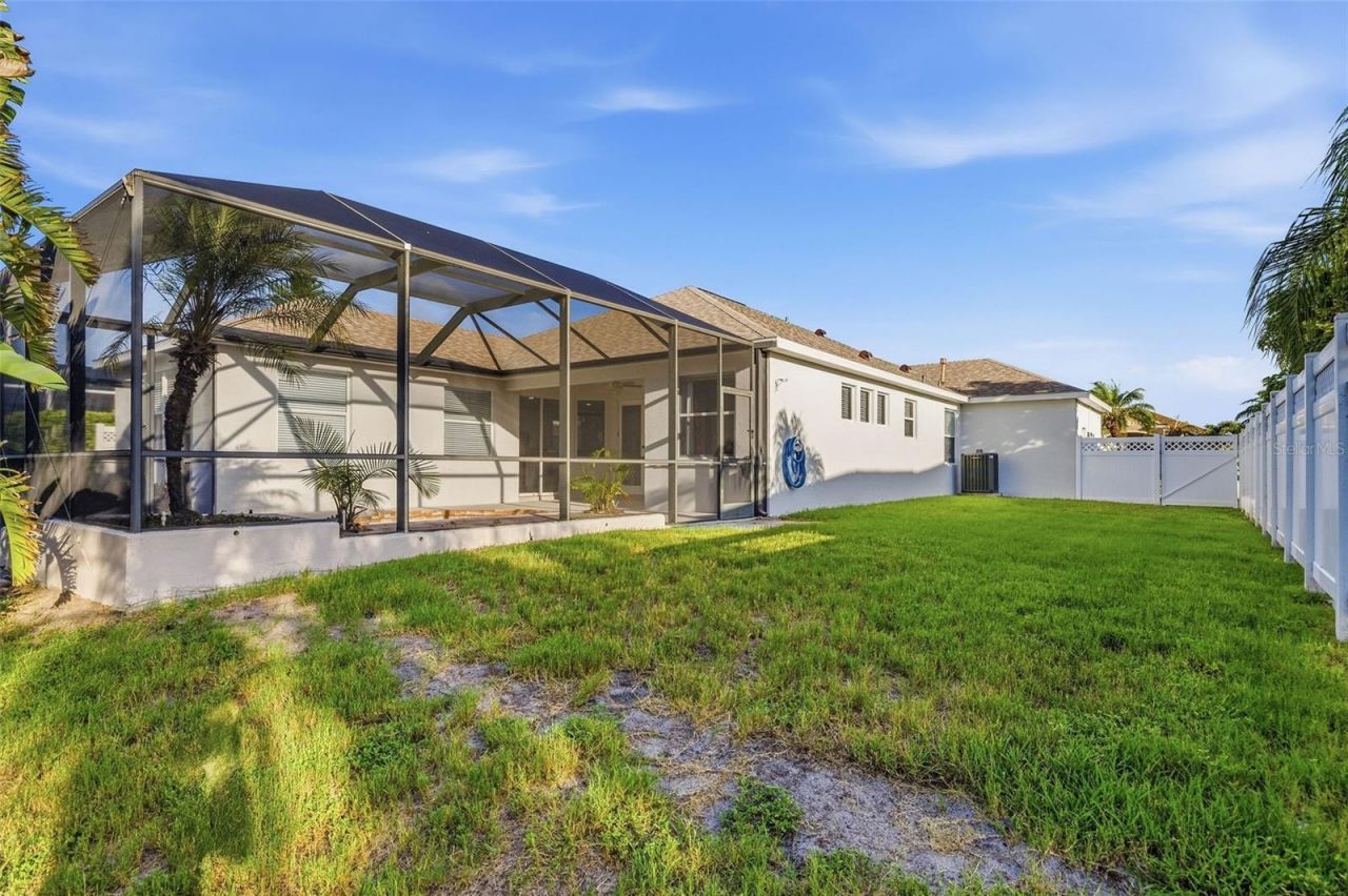 6631 63rd Terrace E, Bradenton, FL 34203 Photo