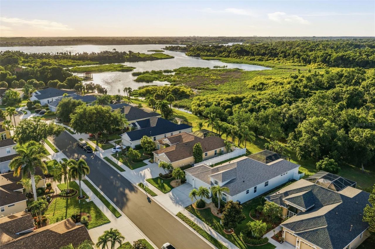 6631 63rd Terrace E, Bradenton, FL 34203 Photo