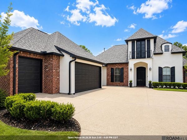 12457 Legacy Hills Dr, Geismar, LA 70734