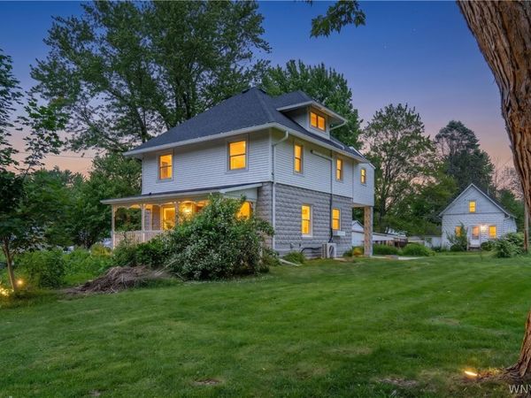 6025 Mckinley Parkway, Hamburg, NY 14075