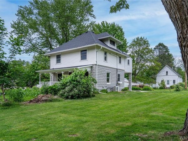 6025 Mckinley Parkway , Hamburg, NY 14075