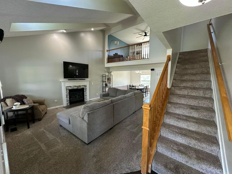 868 Quarry Park Drive, Reynoldsburg, OH 43068 Photo 3