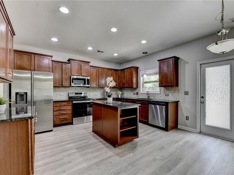 Property Image 25