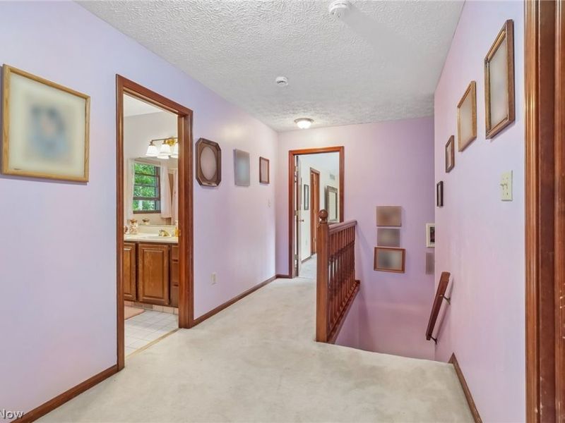 10037 Jamestown Drive, North Royalton, OH 44133 Photo 15