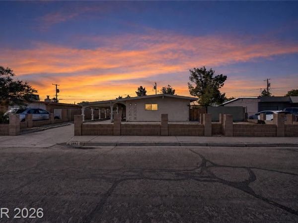 2842 E Webb Avenue , North Las Vegas, NV 89030