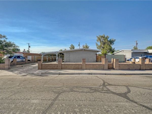 2842 E Webb Avenue , North Las Vegas, NV 89030