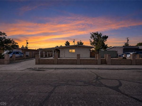 2842 E Webb Avenue , North Las Vegas, NV 89030