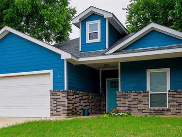 1912 Belzise Terrace, Fort Worth, TX 76104