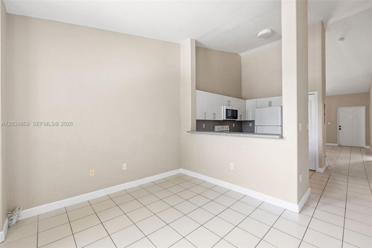 1692 SE 29th Ct , Unit 205, Homestead, FL 33035 Photo