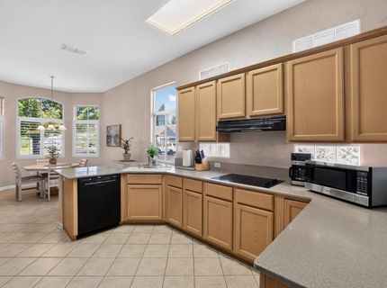 201 Stamos, Roseville, CA 95747 Photo