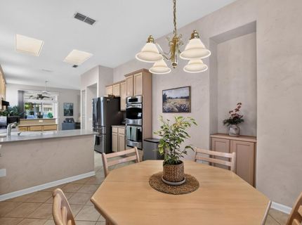 201 Stamos, Roseville, CA 95747 Photo
