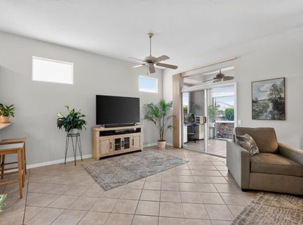 201 Stamos, Roseville, CA 95747 Photo