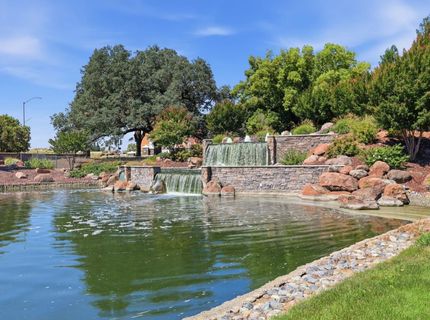 201 Stamos, Roseville, CA 95747 Photo