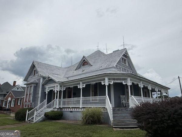 173 E Howell Street, Hartwell, GA 30643