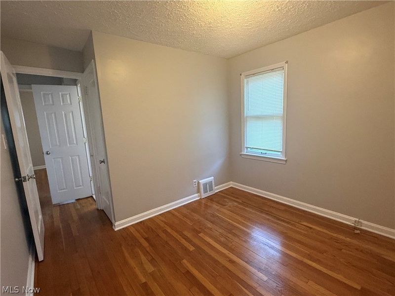 5469 Thomas Street, Maple Heights, OH 44137 Photo 10