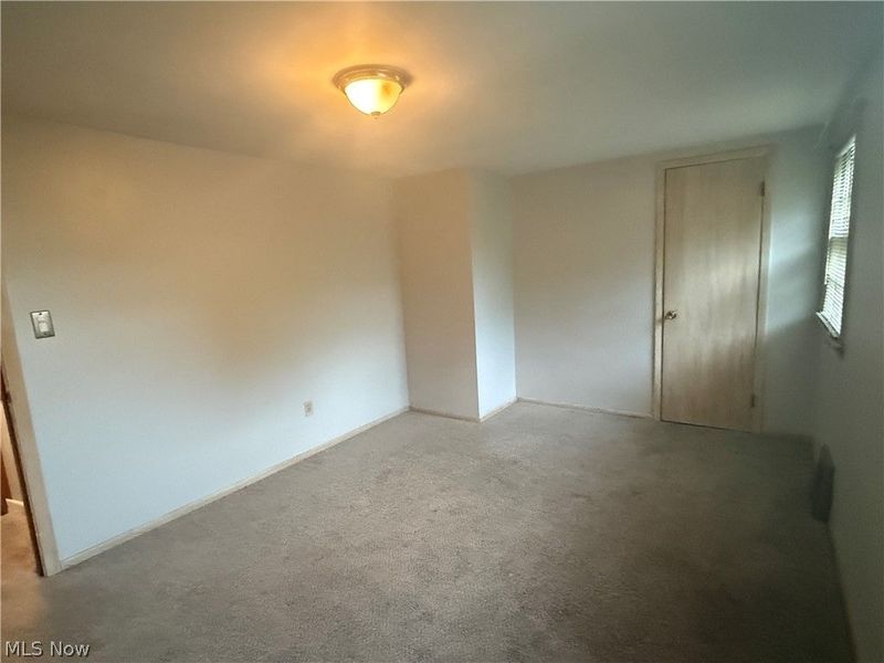 5469 Thomas Street, Maple Heights, OH 44137 Photo 25