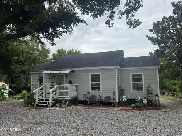 5006 Wood Street, Moss Point, MS 39563
