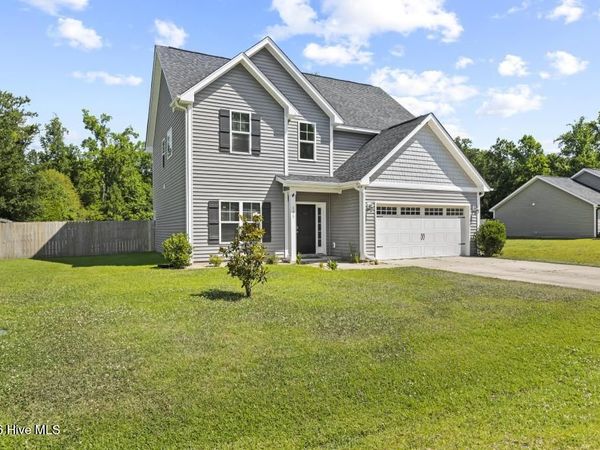 101 Waterford Way , Maysville, NC 28555