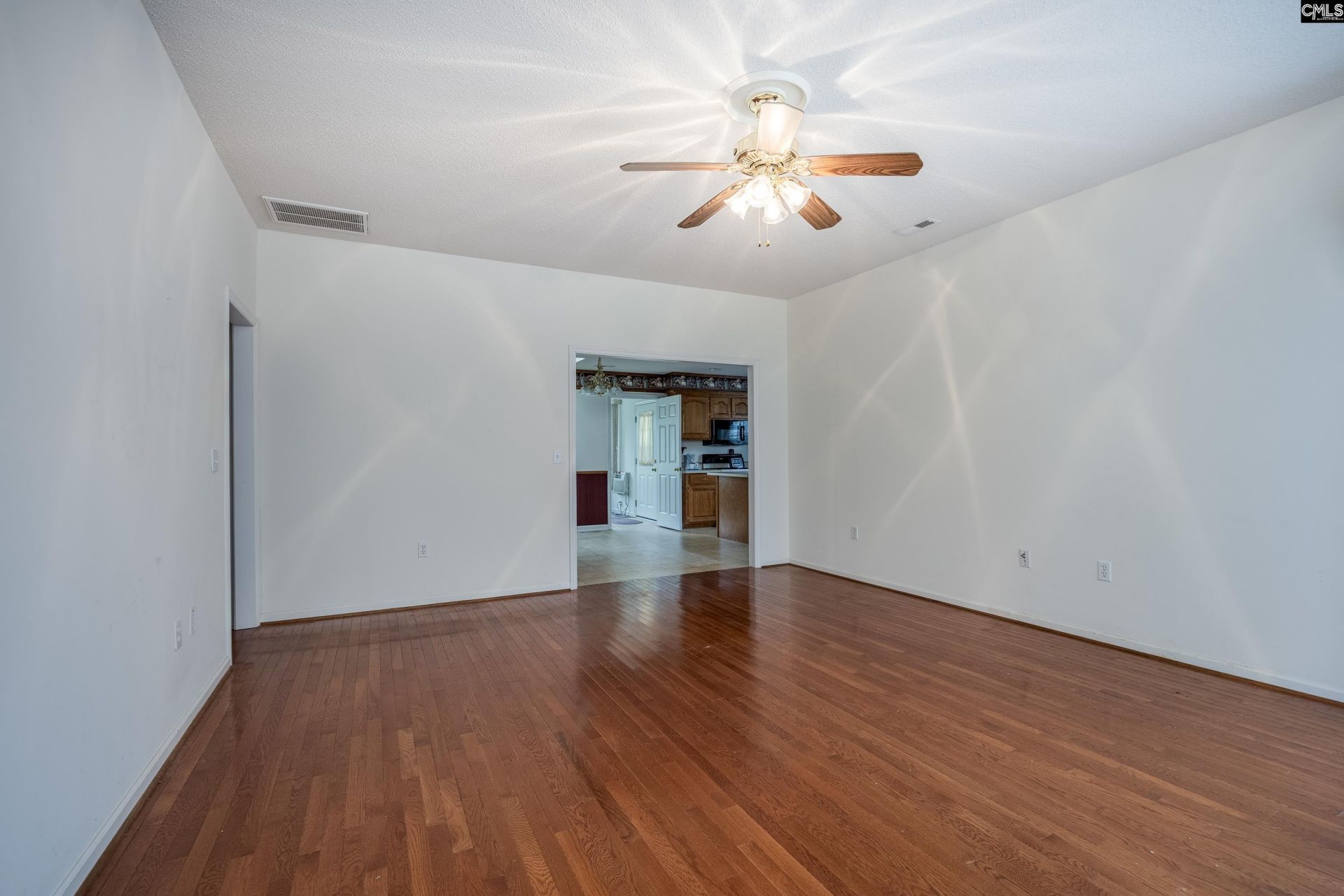 235 Sorin Circle  Photo 7