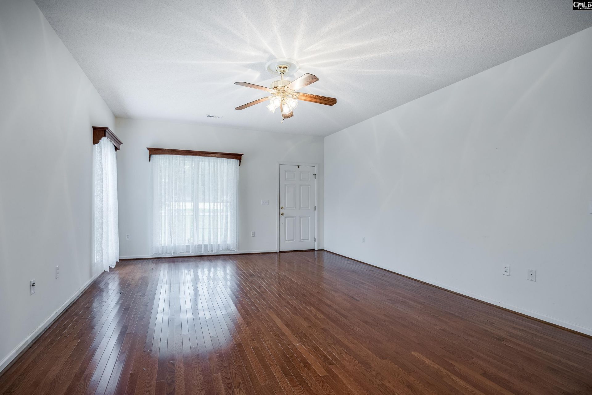 235 Sorin Circle  Photo 9