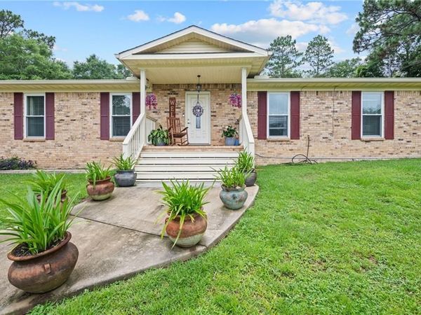 2525 Waterford Road , Semmes, AL 36575