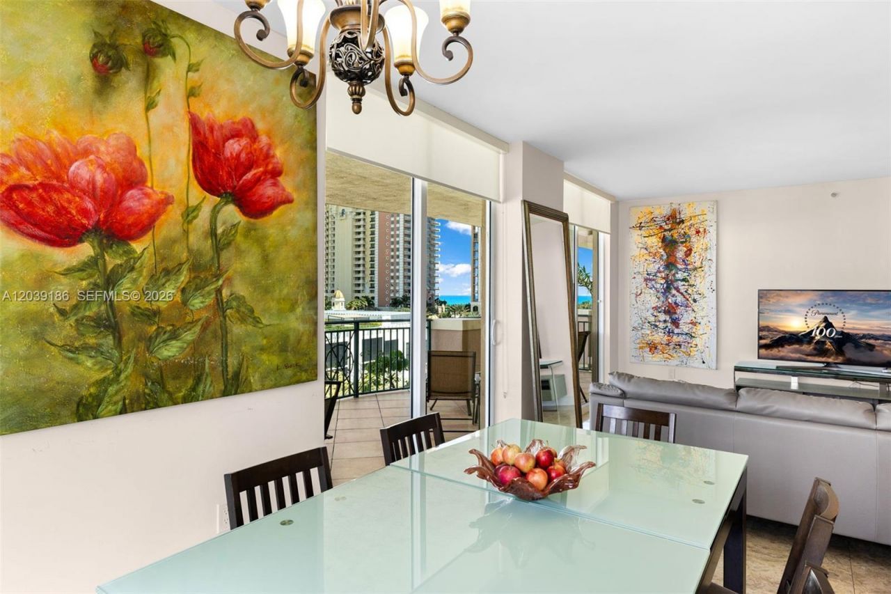 17555 Atlantic Blvd , Unit 708, Sunny Isles Beach, FL 33160 Photo