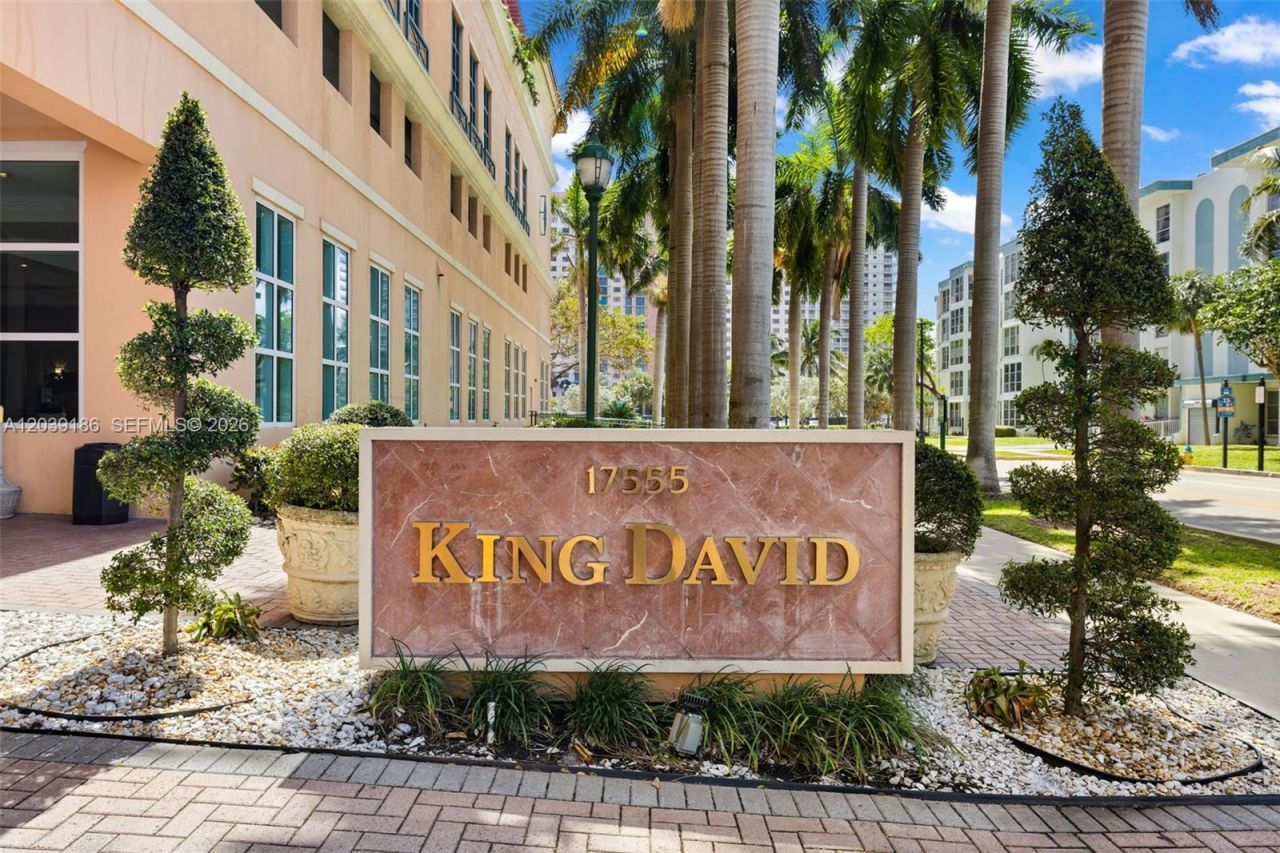 17555 Atlantic Blvd , Unit 708, Sunny Isles Beach, FL 33160 Photo