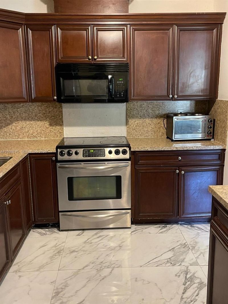 2230 NW 32nd Ter, Lauderdale Lakes, FL 33311 Photo