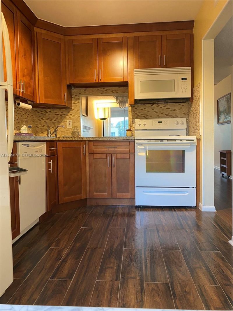 2230 NW 32nd Ter, Lauderdale Lakes, FL 33311 Photo