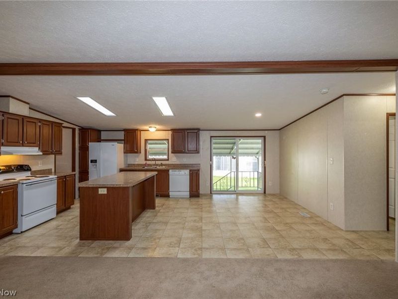 81 Periwinkle Drive, Olmsted Township, OH 44138 Photo 7