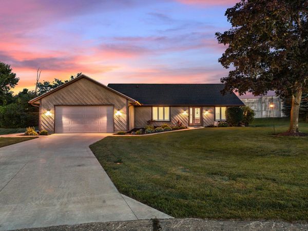 7990 Little Turtle Court, Dayton, OH 45414