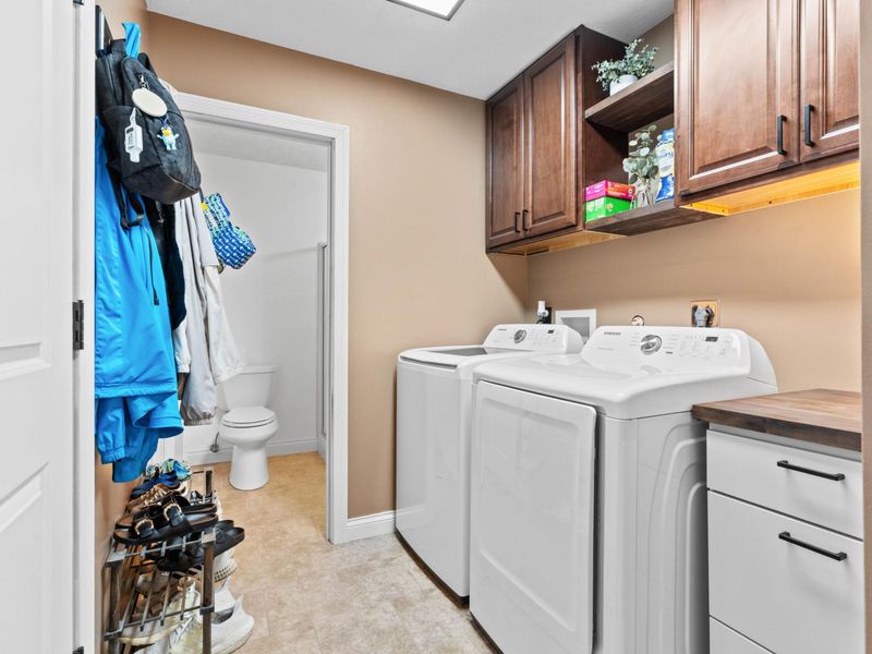 7990 Little Turtle Court, Dayton, OH 45414 Photo 24