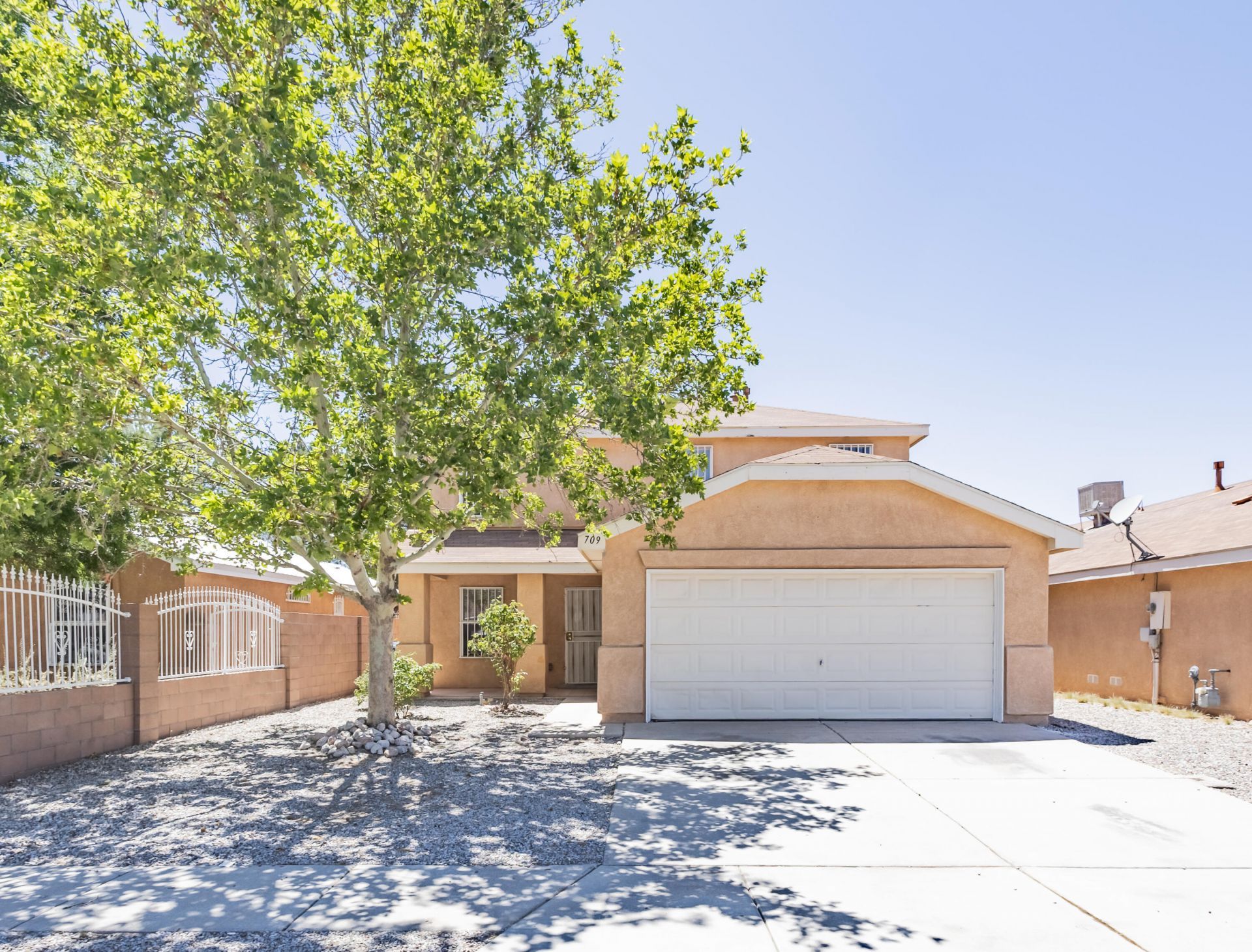 709 Noah Avenue Sw, Albuquerque, NM 87121 Main Photo