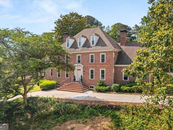 2073 Westover Plantation, Atlanta, GA 30338