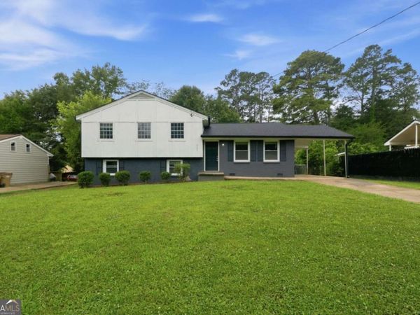6005 Randy Lane, Ellenwood, GA 30294