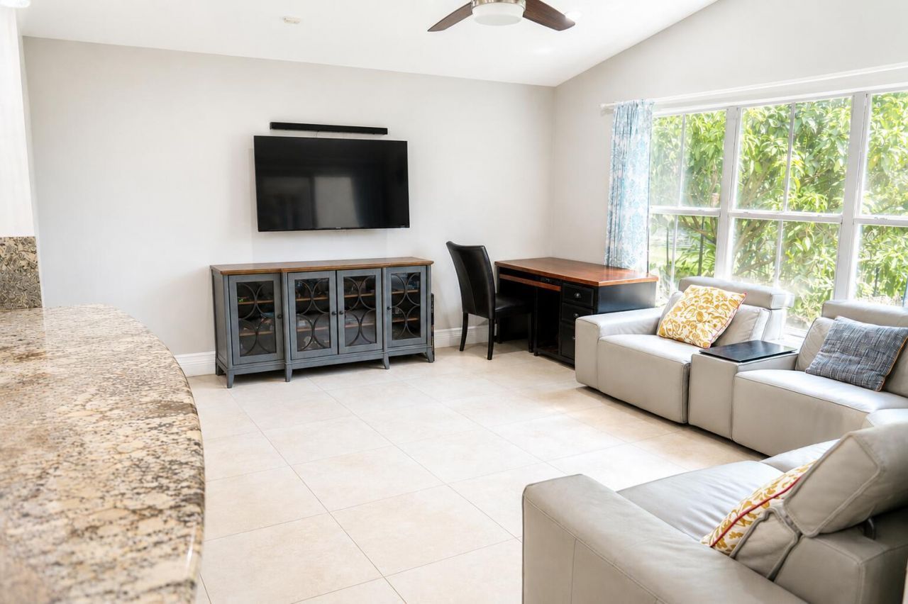 396 Carrington Drive, Weston, FL 33326 Photo