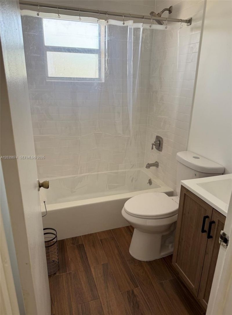 2645 SW 28th Ct , Unit 2645, Miami, FL 33133 Photo