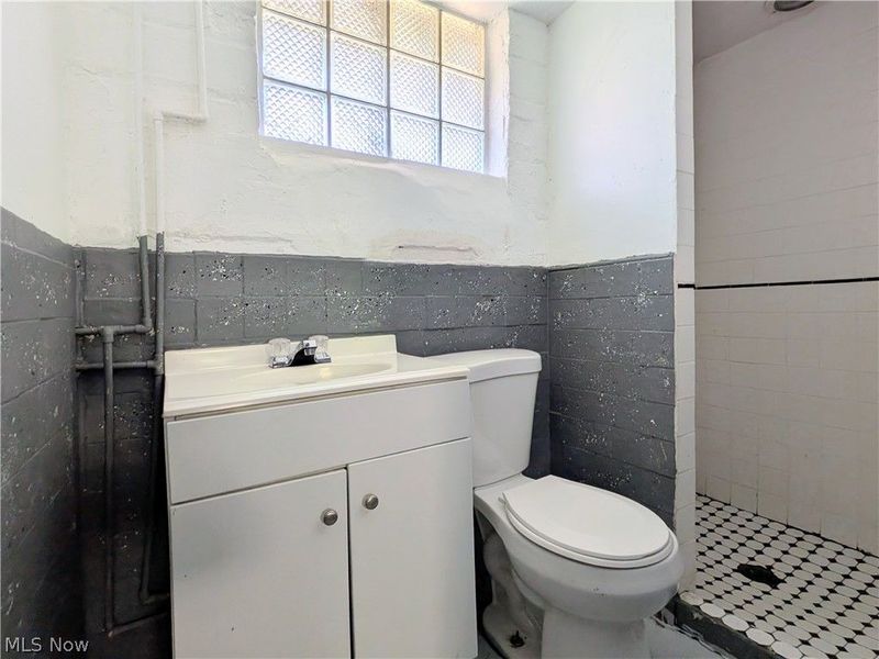 13415 Argus Avenue, Cleveland, OH 44110 Photo 32